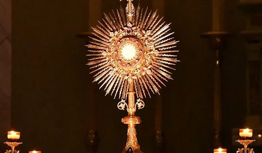 adoration 2